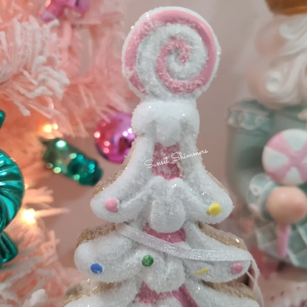 PEPPERMINT SQUARE Pink Gingerbread Cookie Christmas Tree Icing Frosted  Figure